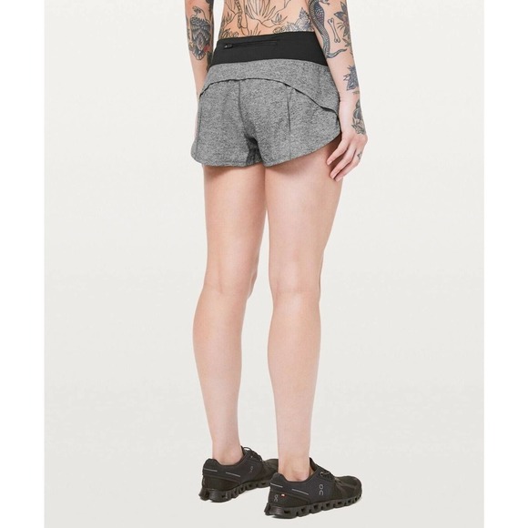 Lululemon Women Speed Up Short 2.5" (LW7AJSR) Heather Lux Black - Size 8 - Picture 2 of 7